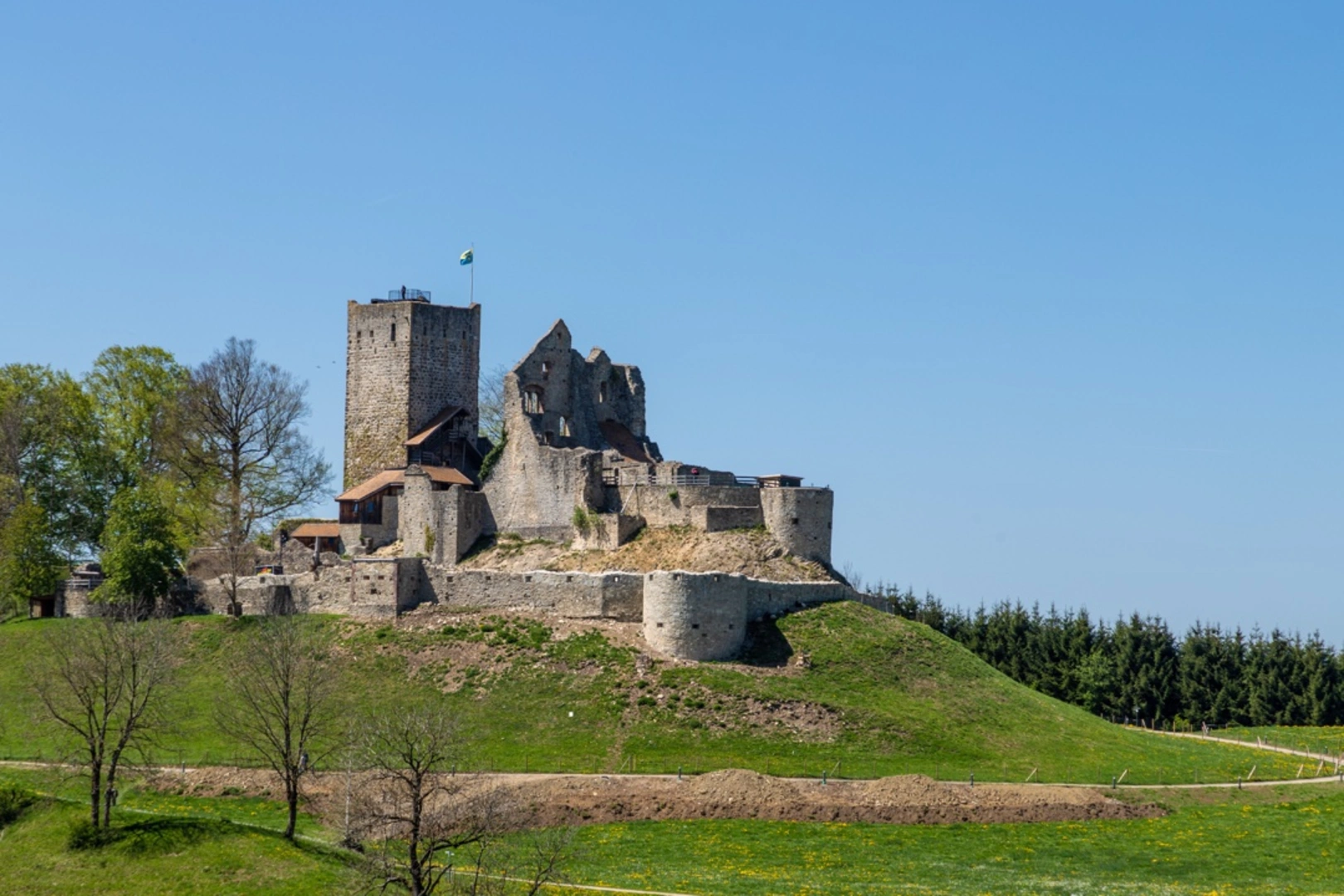 An image depicting the trail Zähringer-Wanderweg and its surrounding area.