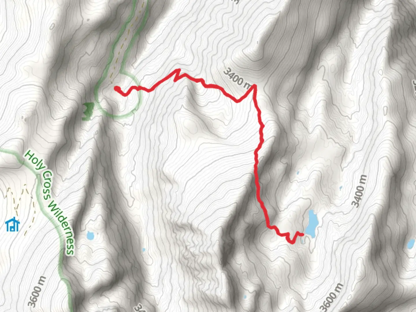 An image depicting the trail Middle Lake Trail and its surrounding area.