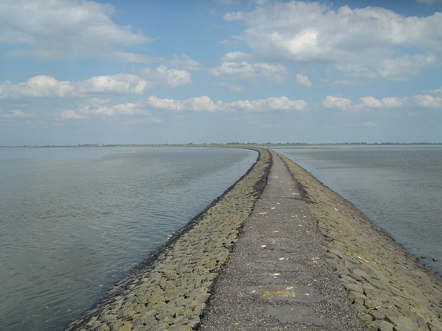 An image depicting the trail Friedrichskoog-Spitze Loop and its surrounding area.