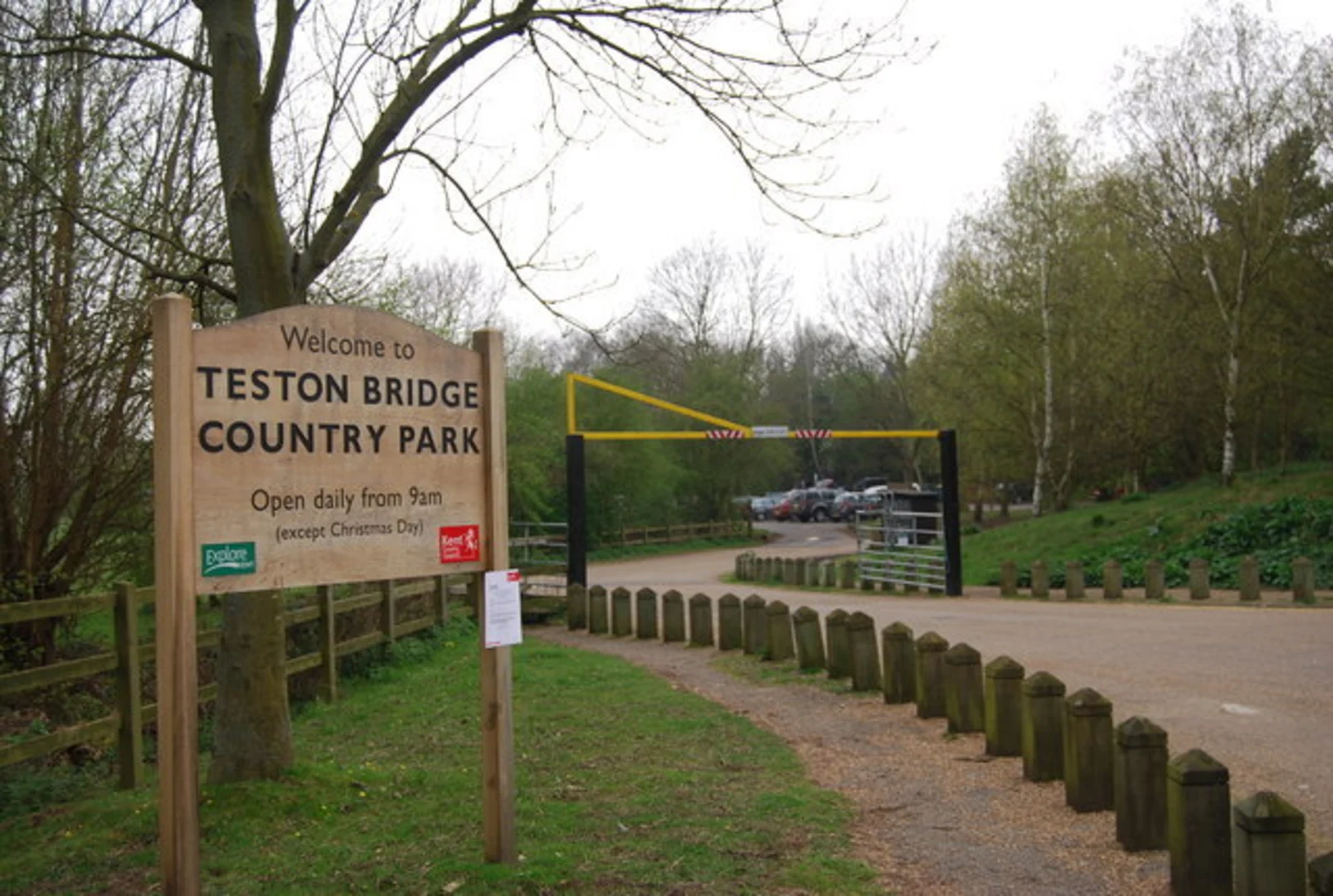 An image depicting the trail Teston Bridge Country Park and its surrounding area.