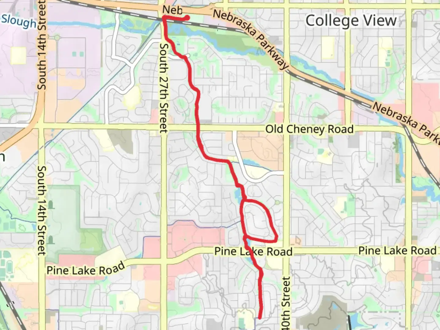 An image depicting the trail Williamsburg Park and Pine Lake Pond via Tierra Williamsburg Trail and its surrounding area.