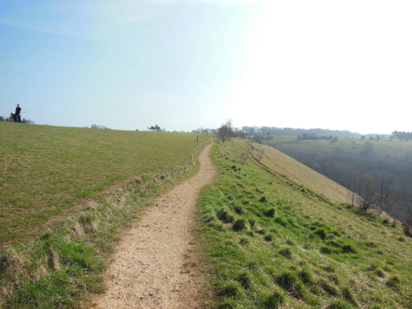 An image depicting the trail Sir Stanley Tubbs, Stinchcombe Hill and its surrounding area.