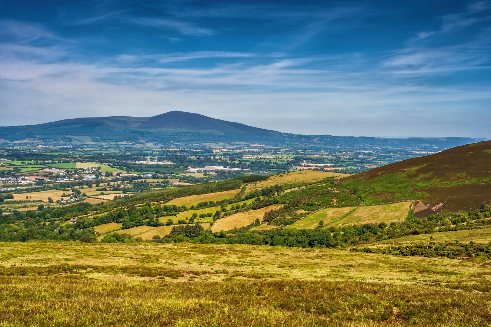 An image depicting the trail The Loop of Laghile and Loughaun and its surrounding area.