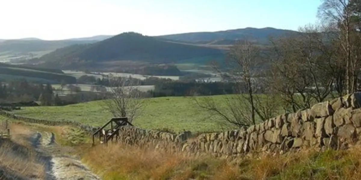 Monument and Bennan Hill - Straiton