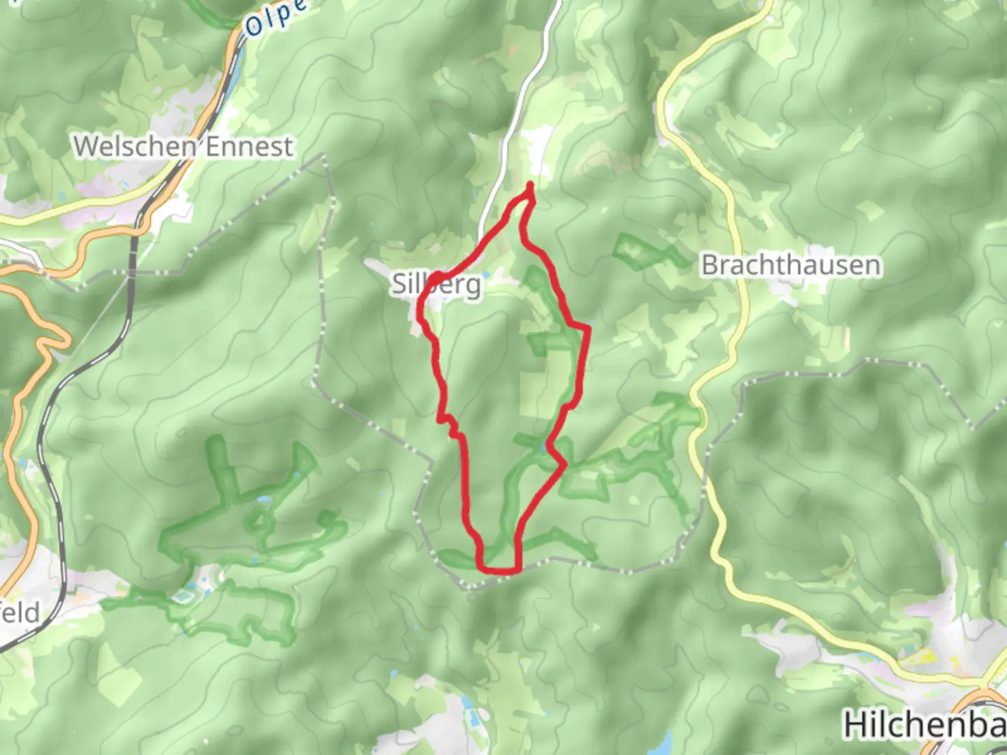 An image depicting the trail Silberbach via Siegerland Hoehenring Raute and its surrounding area.