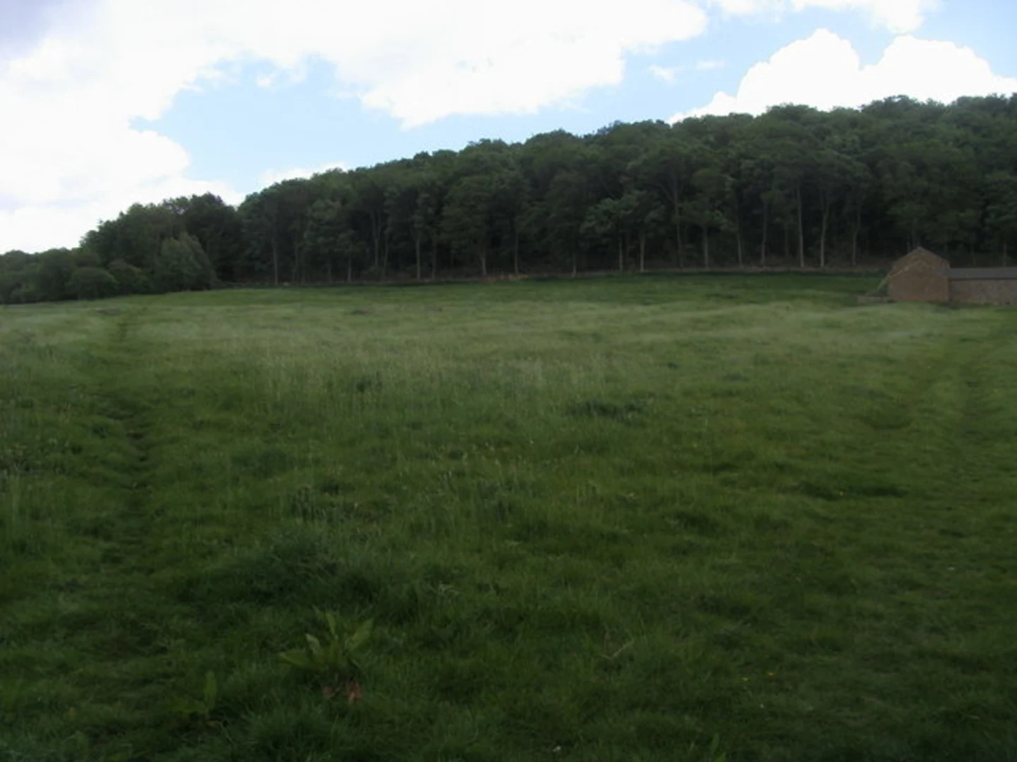 An image depicting the trail Seven Shires Way and its surrounding area.