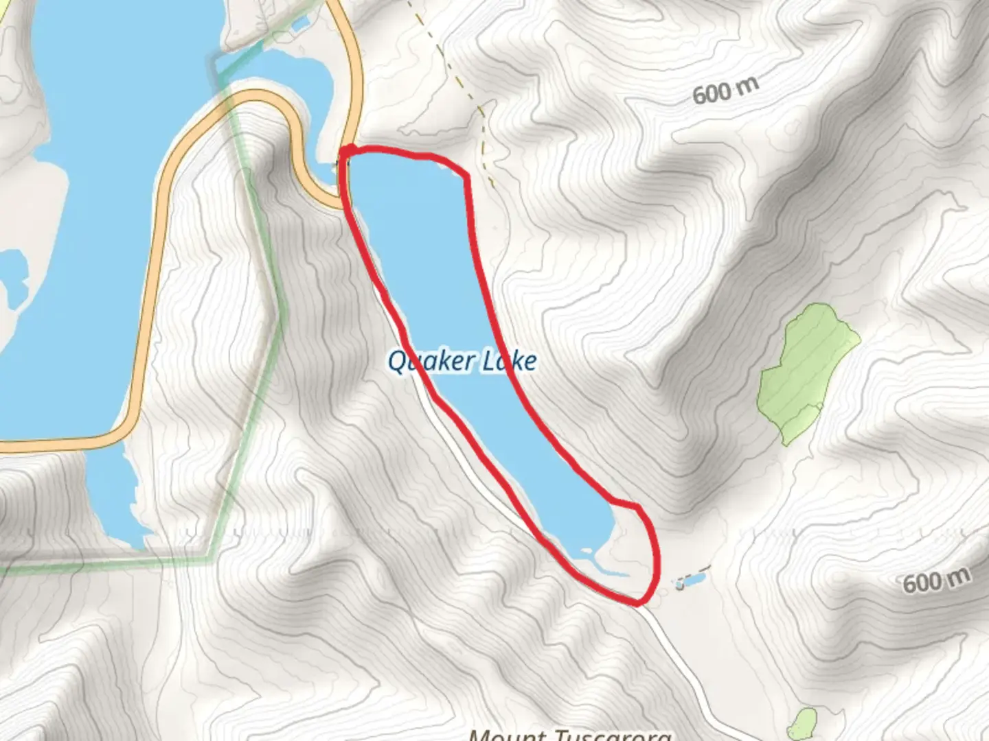 An image depicting the trail Quaker Lake Loop - Quaker Road and its surrounding area.