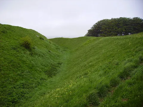 An image depicting the trail Barbury Castle and Rockley Loop and its surrounding area.