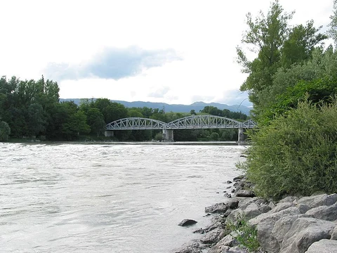 An image depicting the trail Far West du canton de Genève and its surrounding area.