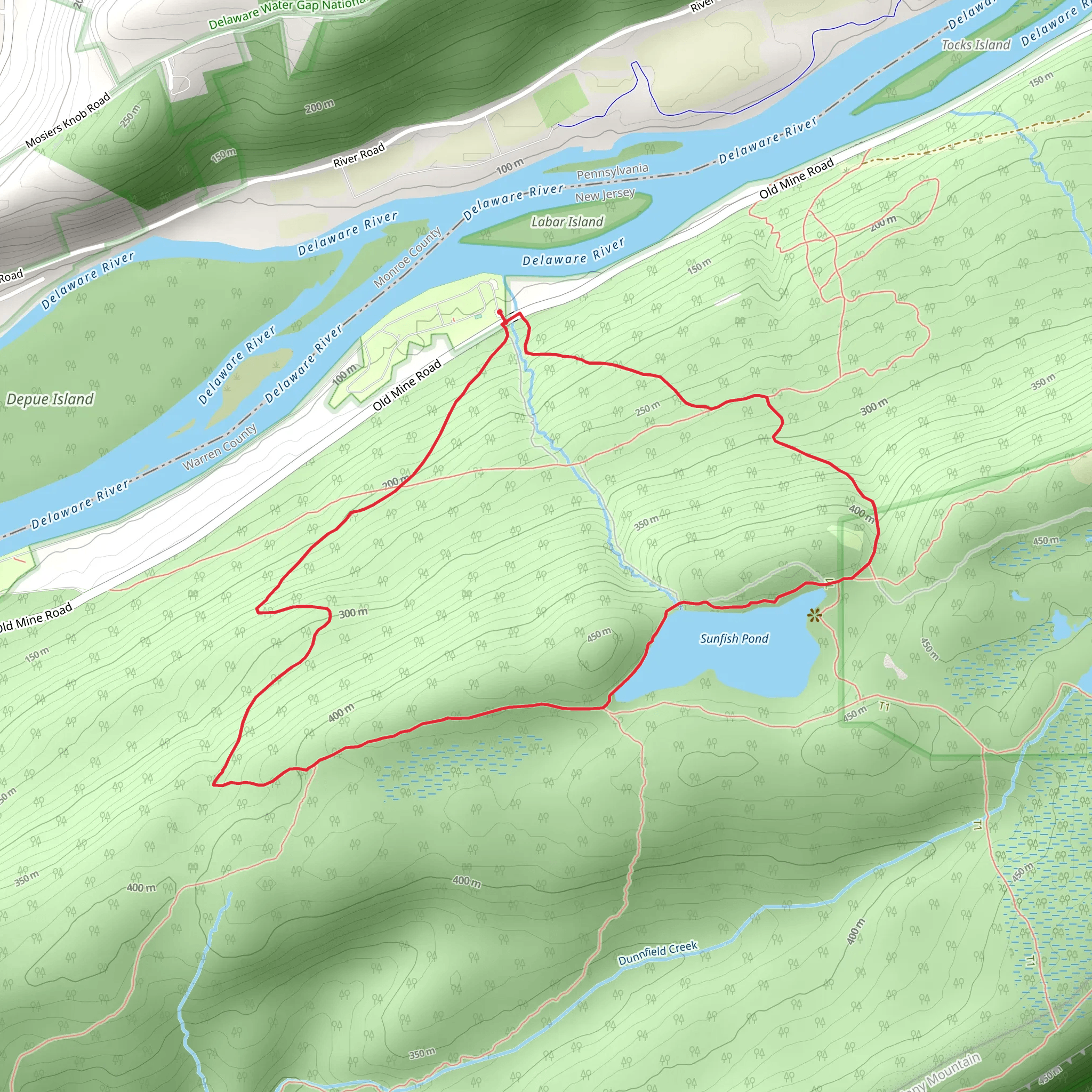 Sunfish Pond via Douglas Loop Trail mobile static map