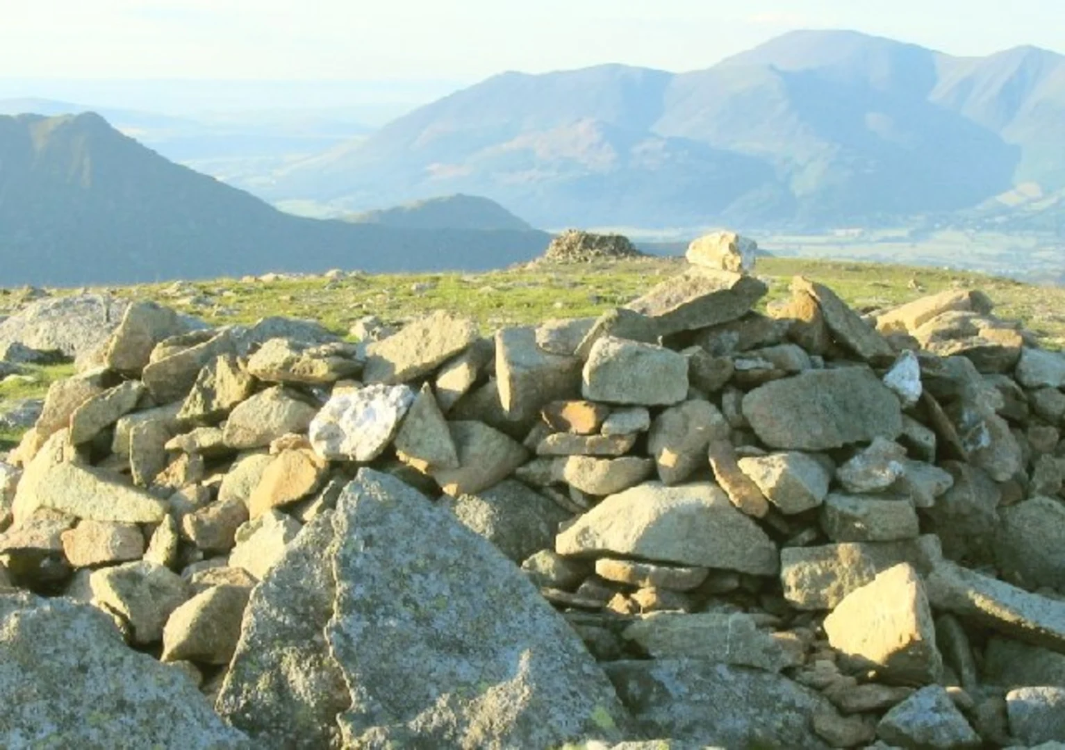 An image depicting the trail Robinson, Hindscarth and Dale Head from Buttermere and its surrounding area.