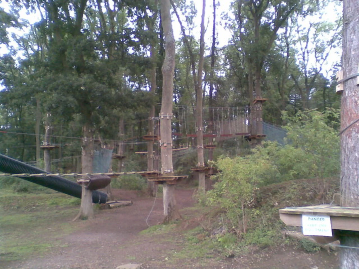 An image depicting the trail Irchester Country Park Loop and its surrounding area.