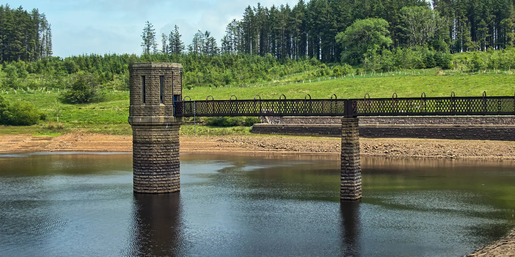 An image depicting the trail Stocks Reservoir Circular and its surrounding area.
