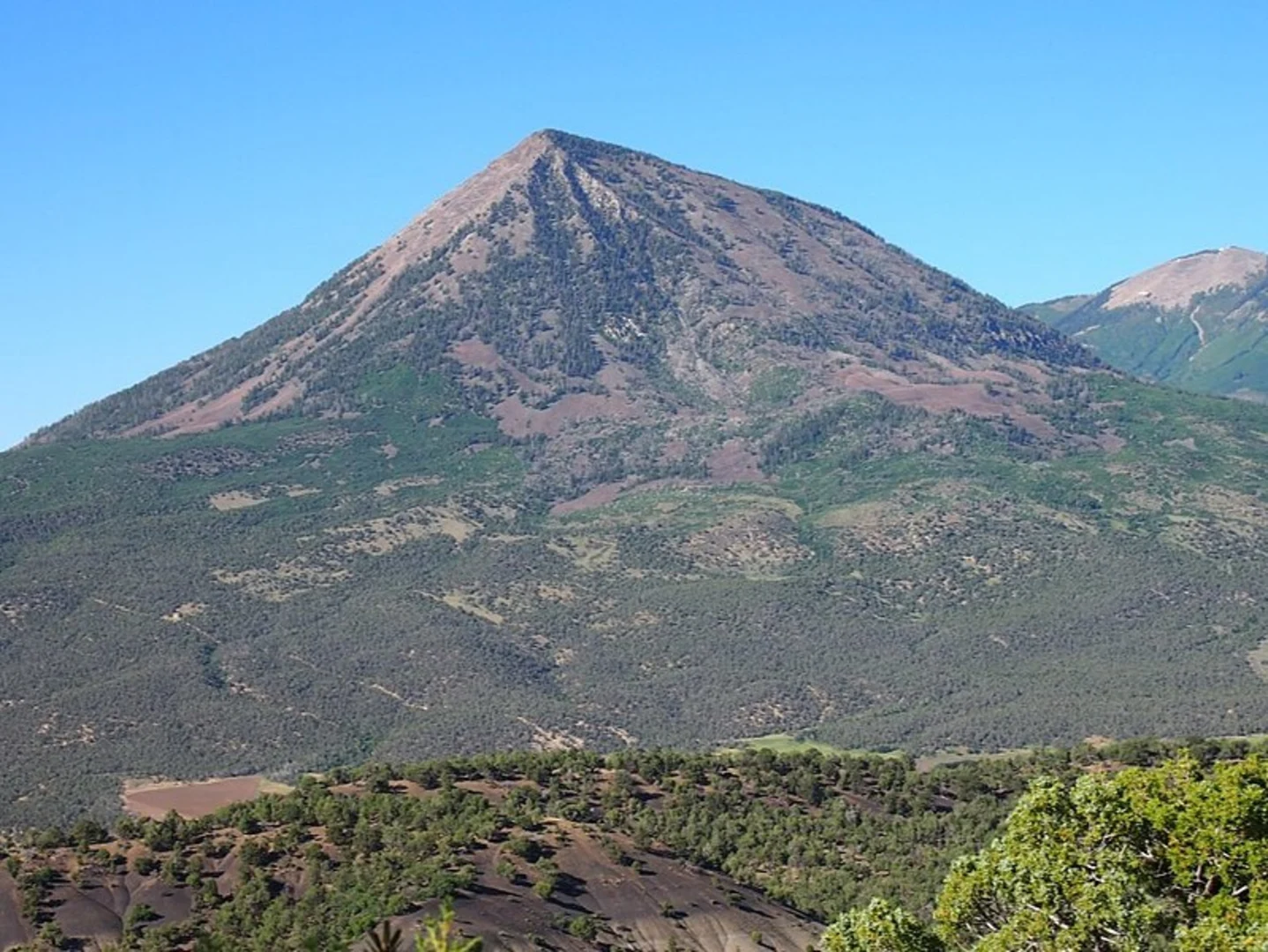 An image depicting the trail Todd Reservoir Trail and its surrounding area.