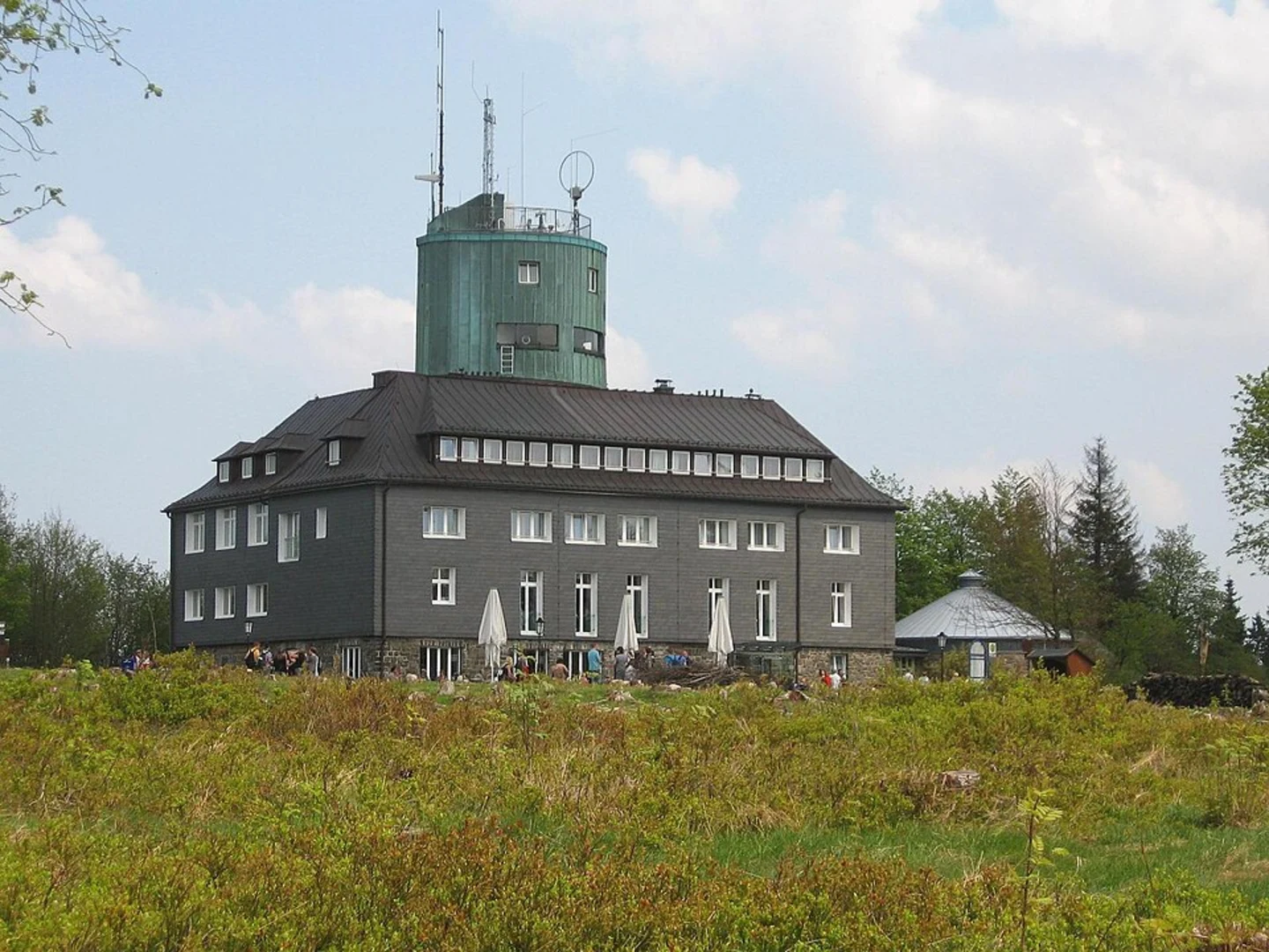 An image depicting the trail Winterberg to Kahler Asten Walk and its surrounding area.