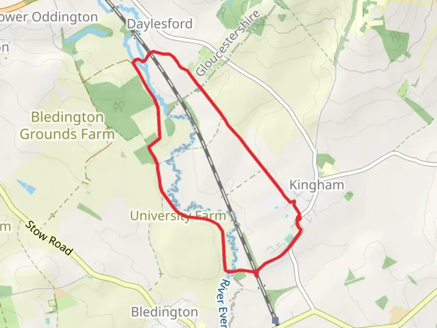 An image depicting the trail Kingham Loop and its surrounding area.