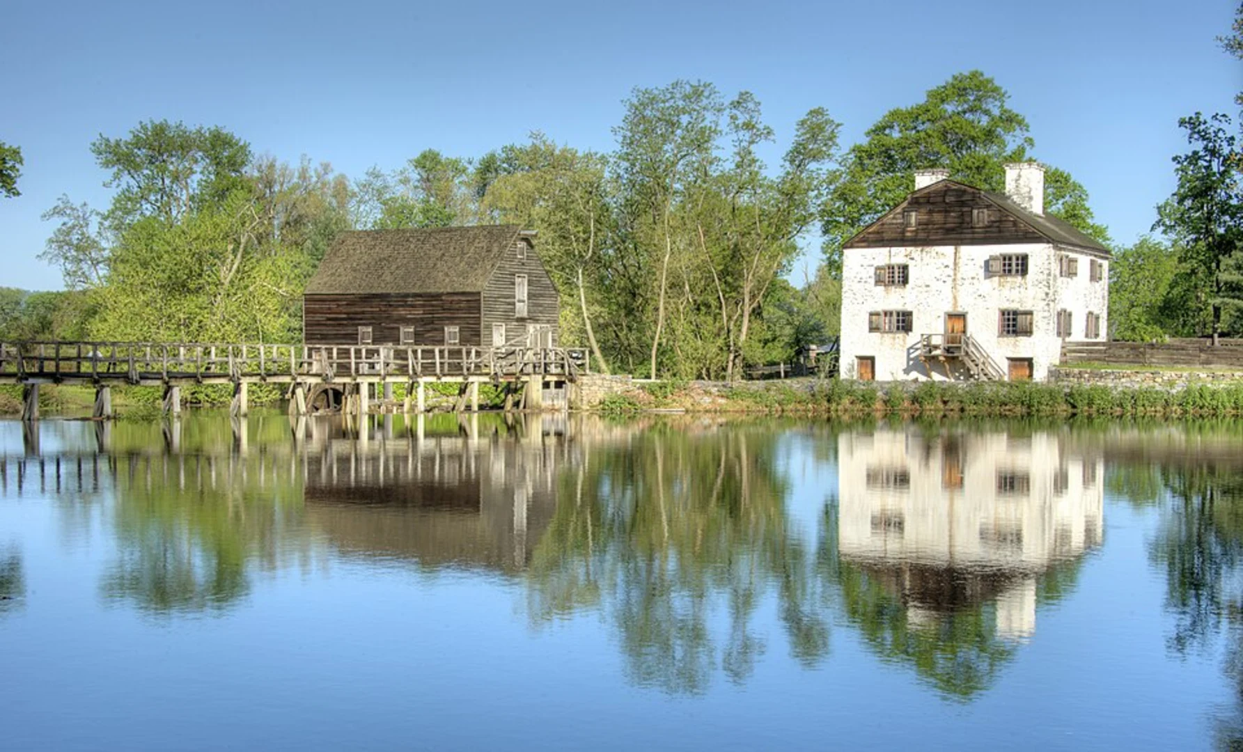 An image depicting the trail Swan Lake and Gory Brook Loop and its surrounding area.