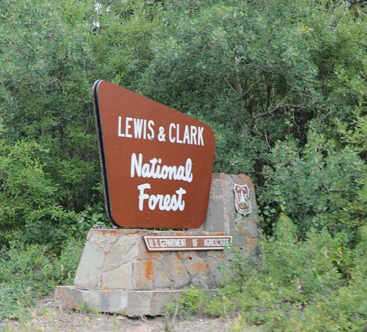 An image depicting the trail Big Log Gulch Trail and its surrounding area.
