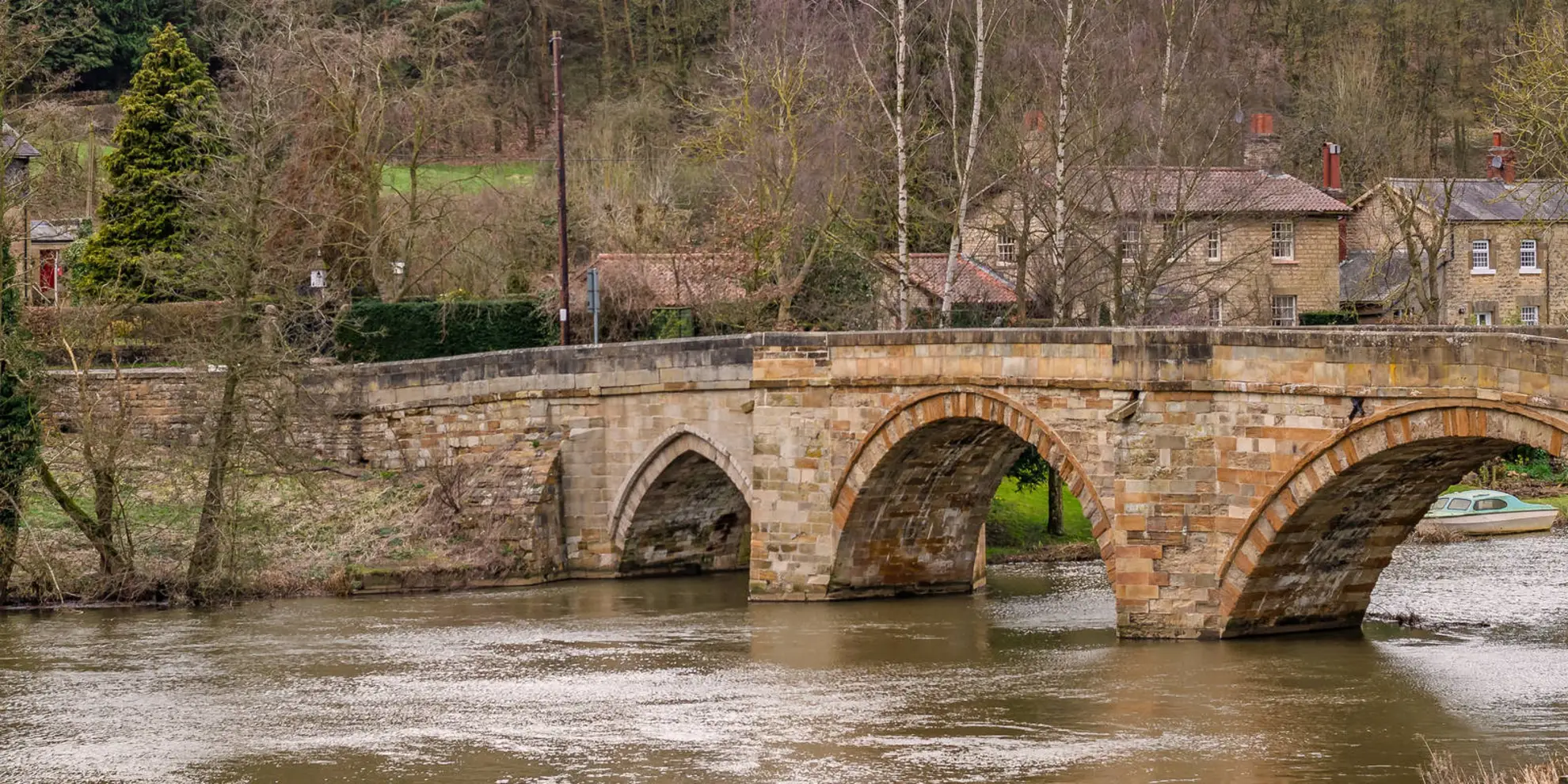 An image depicting the trail Kirkham Priory and Pretty Wood from Low Hutton and its surrounding area.