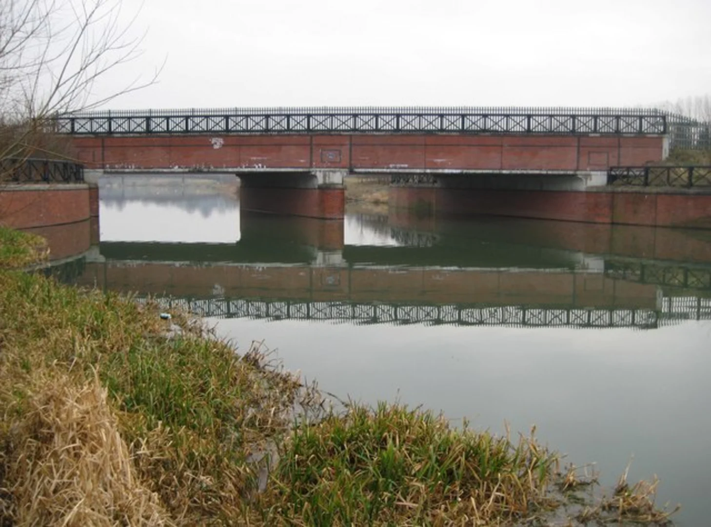 An image depicting the trail Jubilee River Walk and its surrounding area.