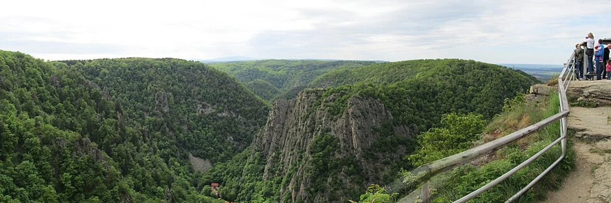 Hexentanzplatz and Tierpark Hexentanzplatz via Harzklub Weg