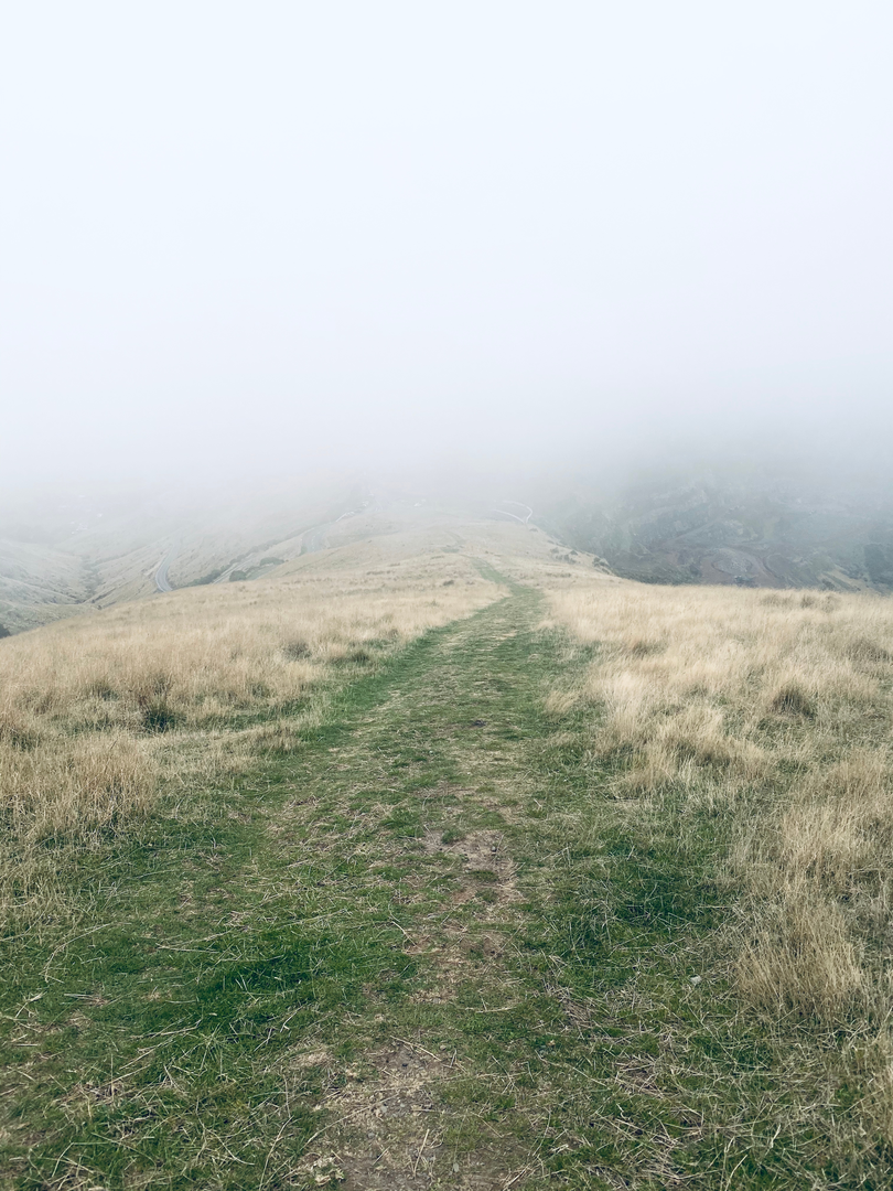 An image depicting the trail Crater Rim Walkway Short Loop and its surrounding area.