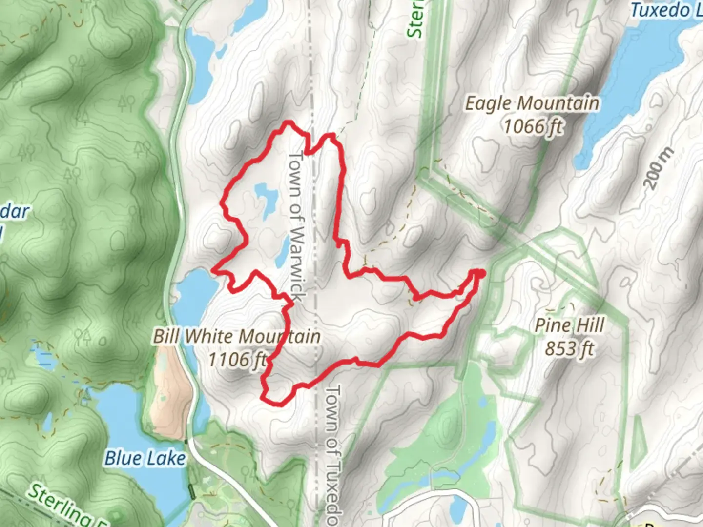 An image depicting the trail Red Back Loop Trail and its surrounding area.