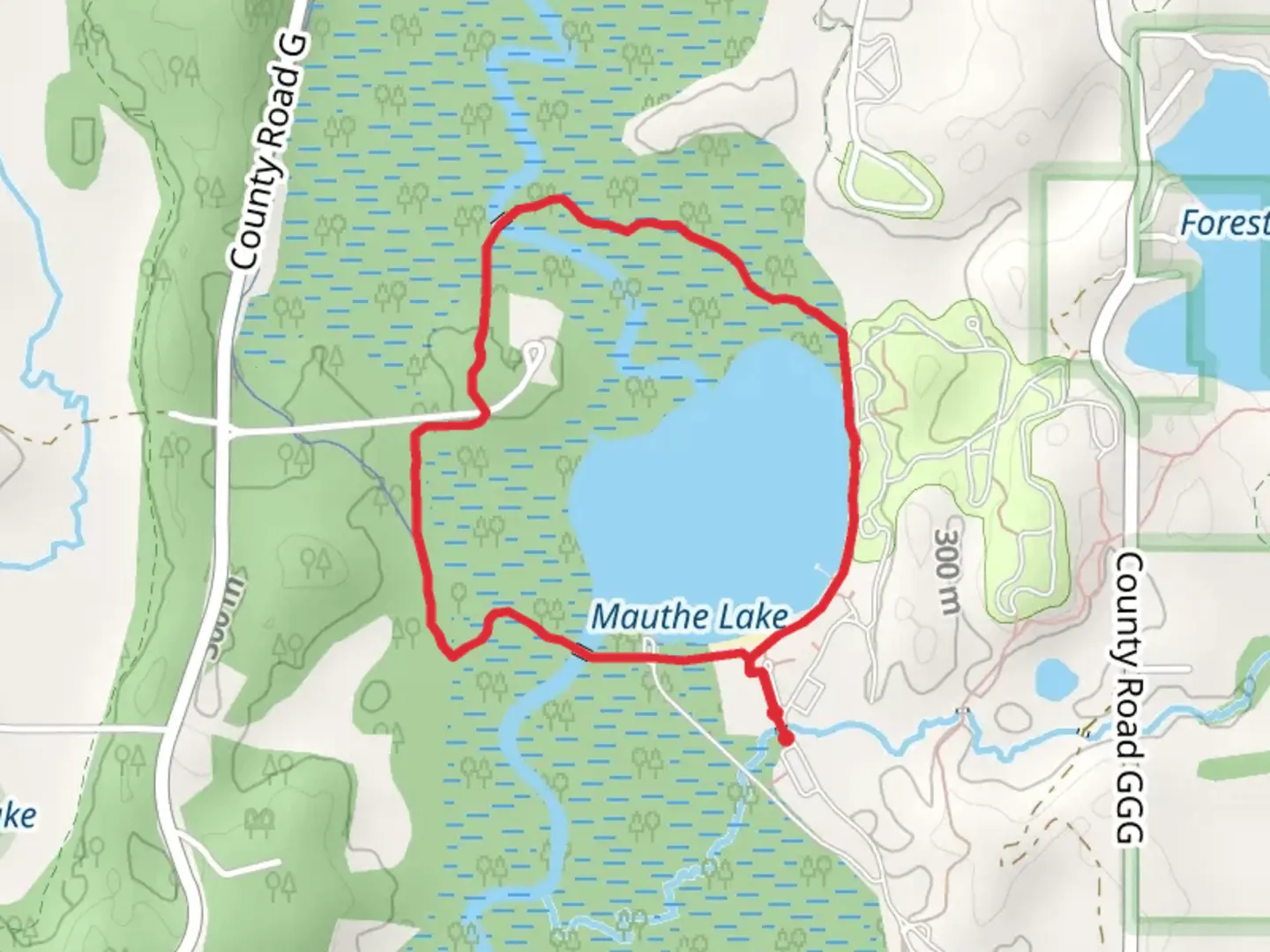 An image depicting the trail Mauthe Lake via Tamarack Circle Trail and its surrounding area.