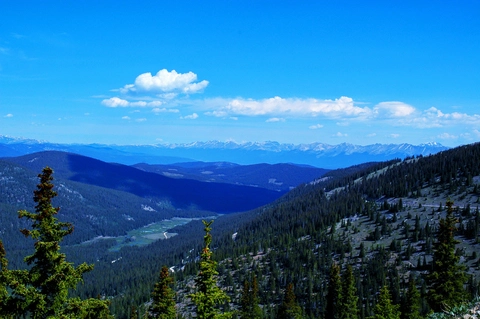 An image depicting the trail Napolean Pass Trail and its surrounding area.