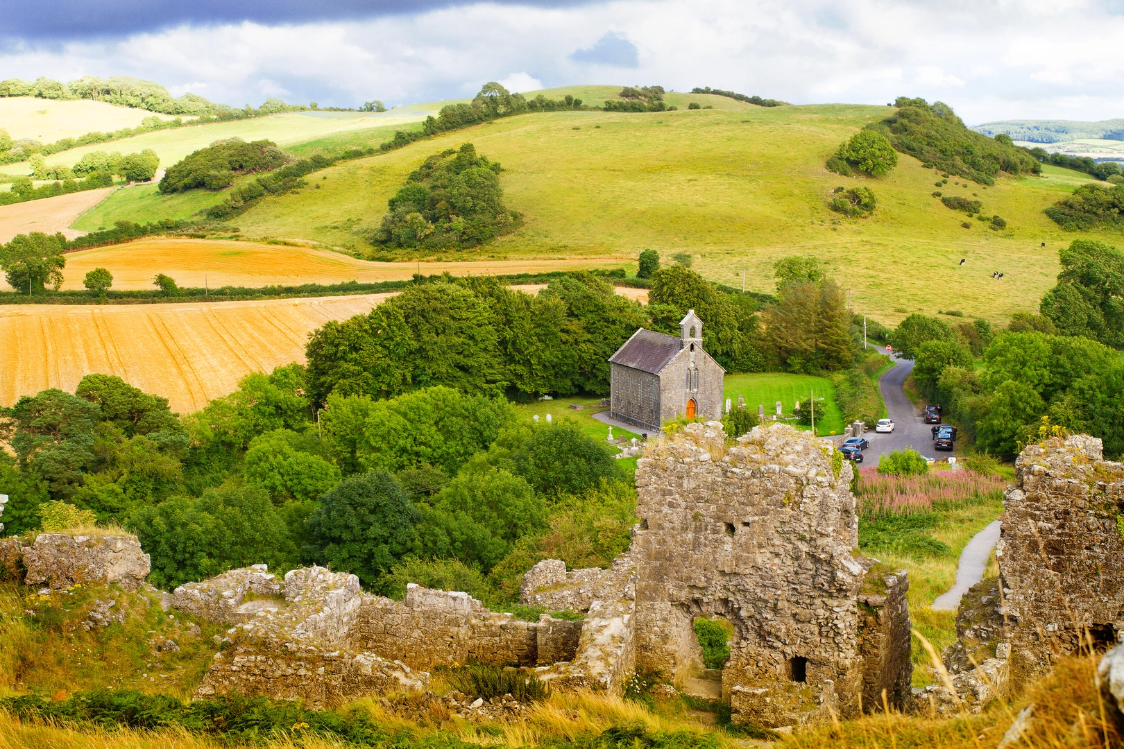 An image depicting the trail Oughaval Woods - Beech Way Walk and its surrounding area.