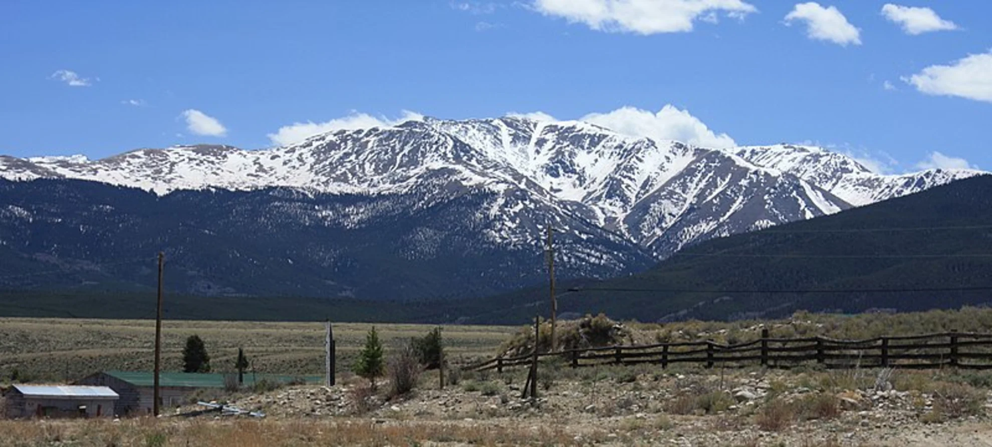 An image depicting the trail Mount Belford to Mount Oxford via Missouri Gulch Trail and its surrounding area.