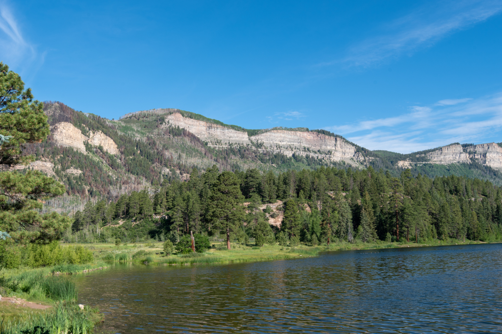 An image depicting the trail Hermosa View Trail and its surrounding area.