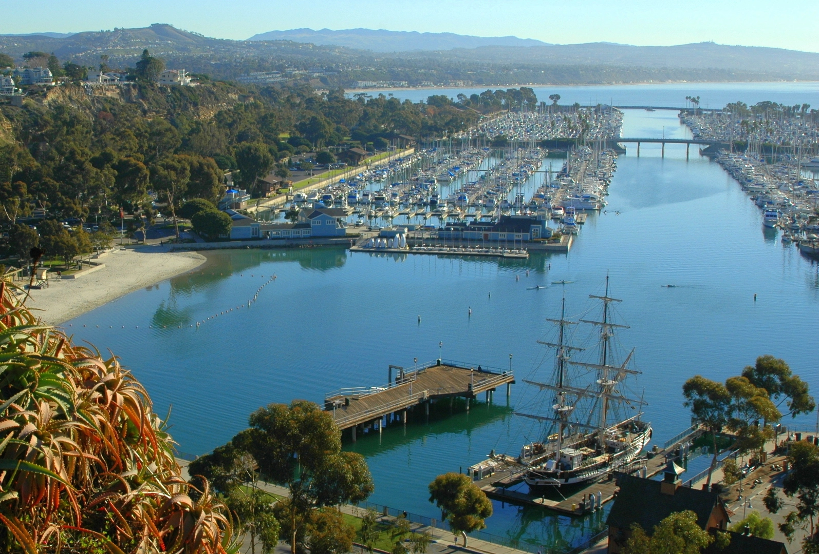 An image depicting the trail Dana Point Harbor Loop and its surrounding area.