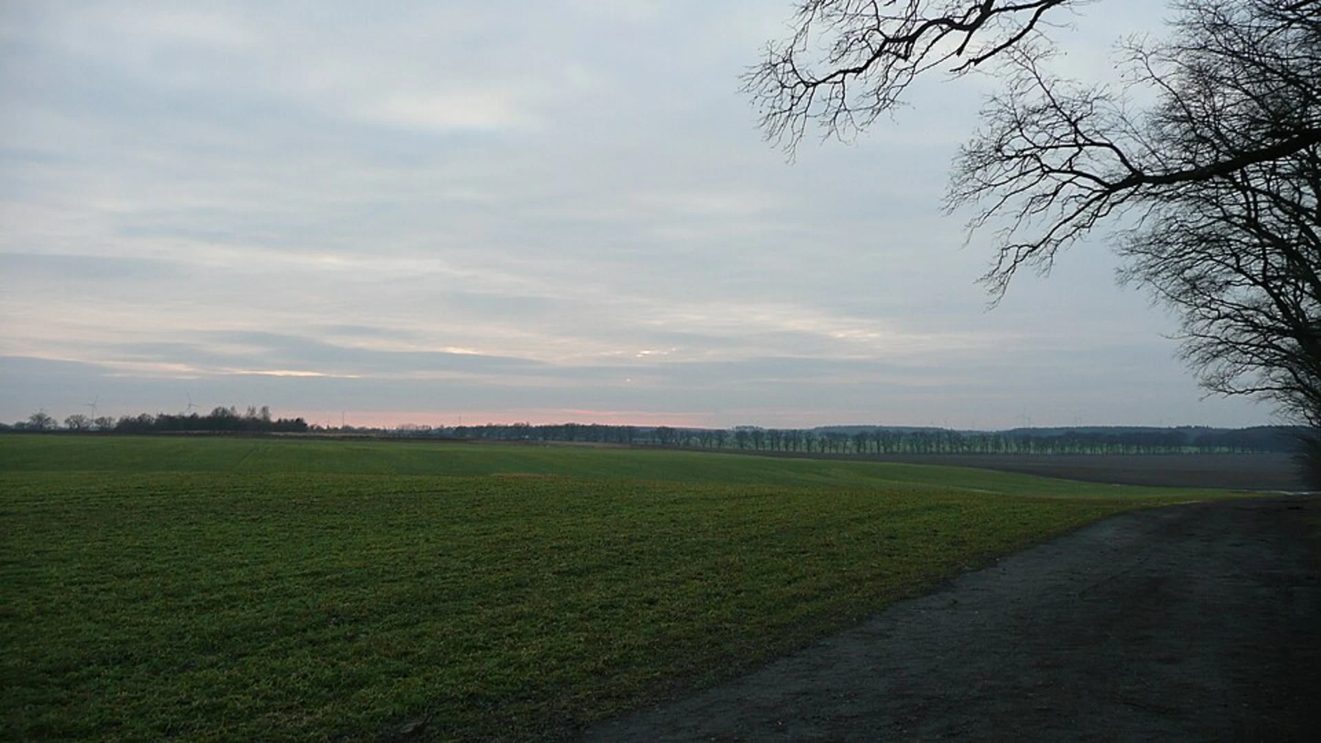 An image depicting the trail Kocher via Alter Kochersteg and its surrounding area.