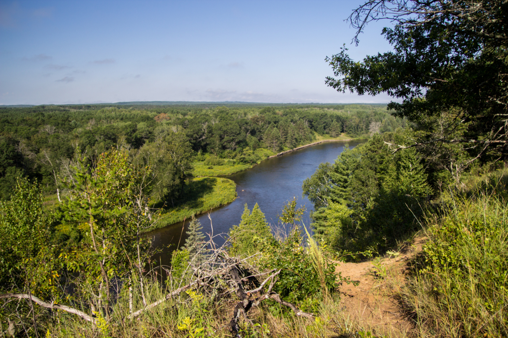 An image depicting the trail Wolf Creek Trail and its surrounding area.
