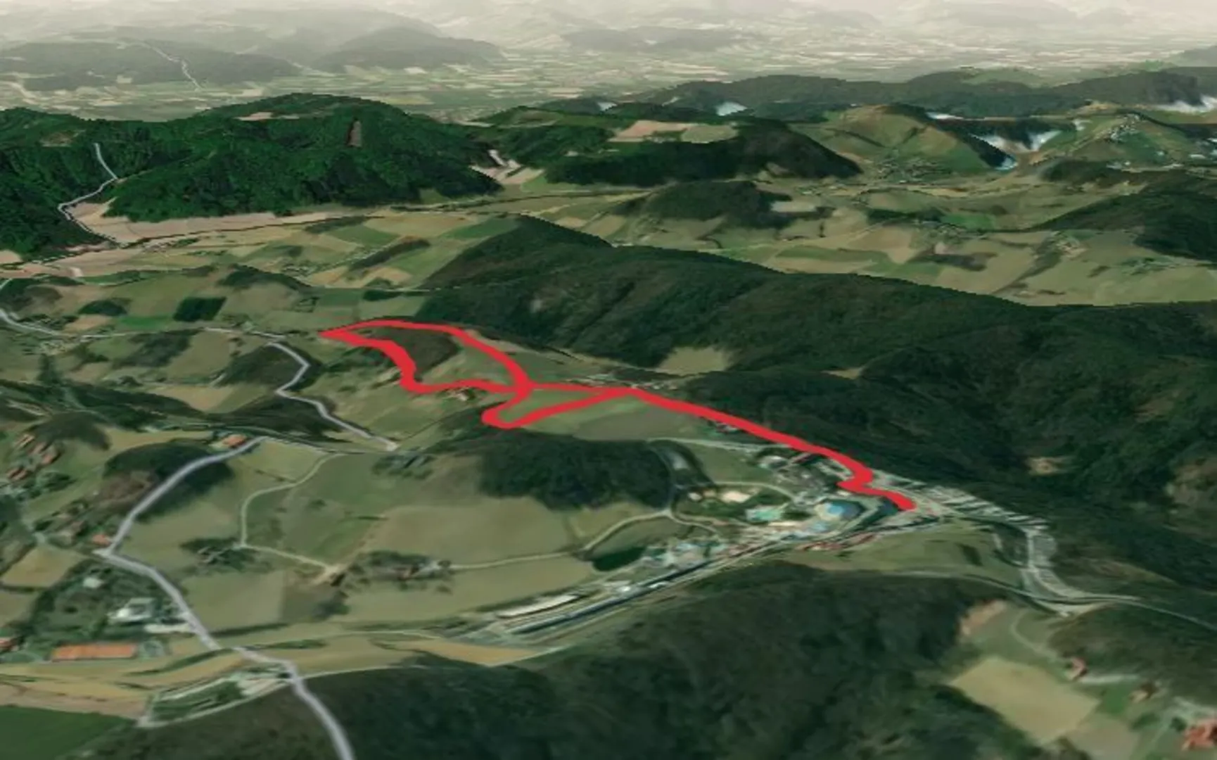 An image depicting the trail Keltischer Tree Loop Trail and its surrounding area.