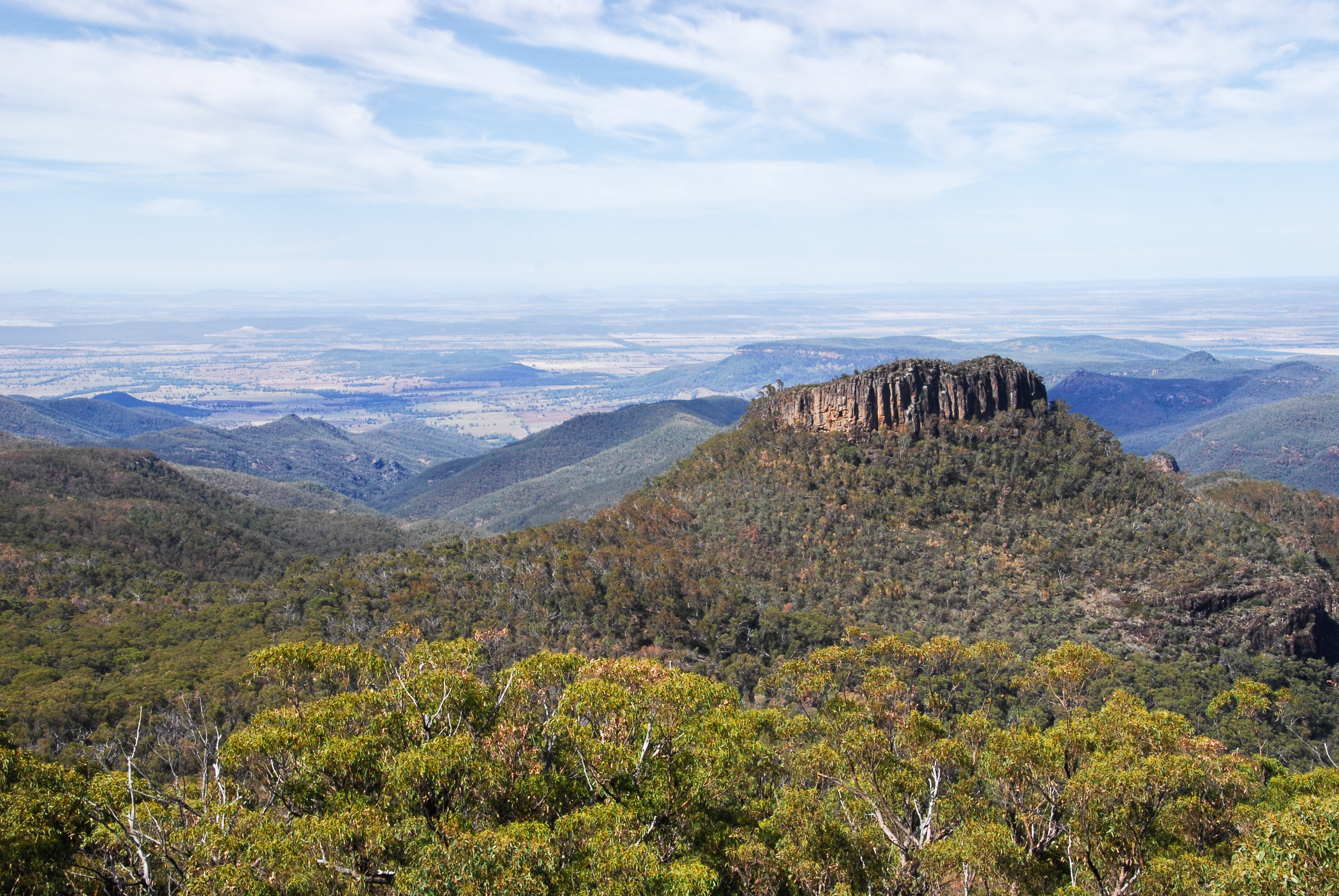 An image depicting the trail Mount Kaputar National Park and its surrounding area.
