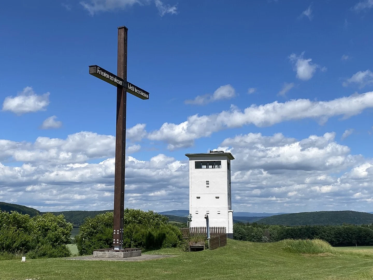 An image depicting the trail Traumpfad Wolfsdelle Loop - Rhens and its surrounding area.