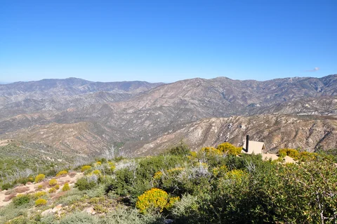 An image depicting the trail Vetter Mountain Trail and its surrounding area.