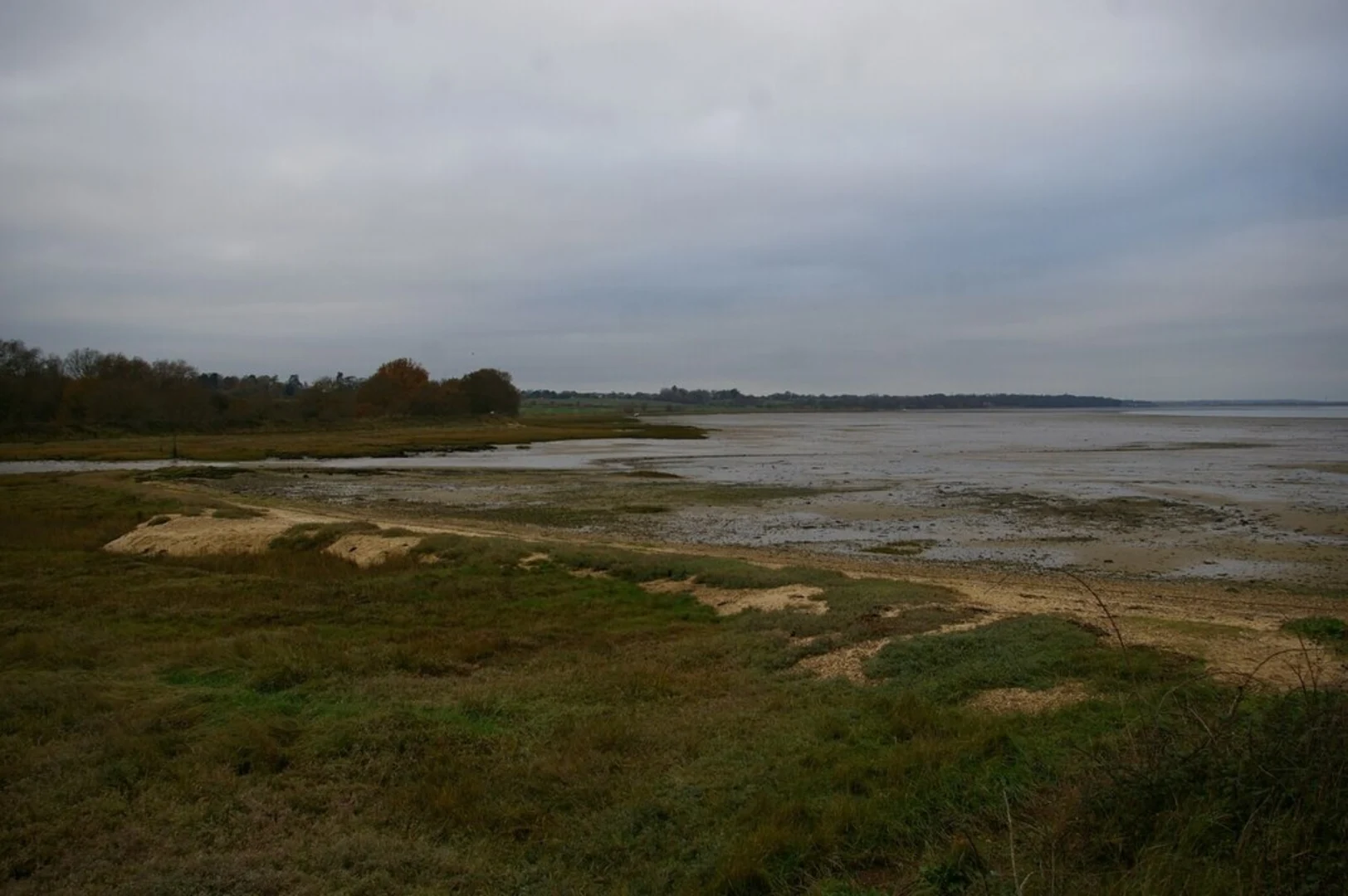 An image depicting the trail Harwich to Bradfield Walk and its surrounding area.