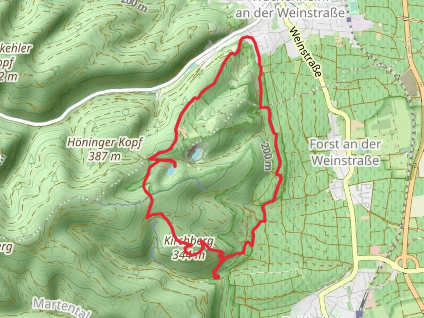 An image depicting the trail Kirchberg, Basaltsee and Wachtenburg Loop and its surrounding area.