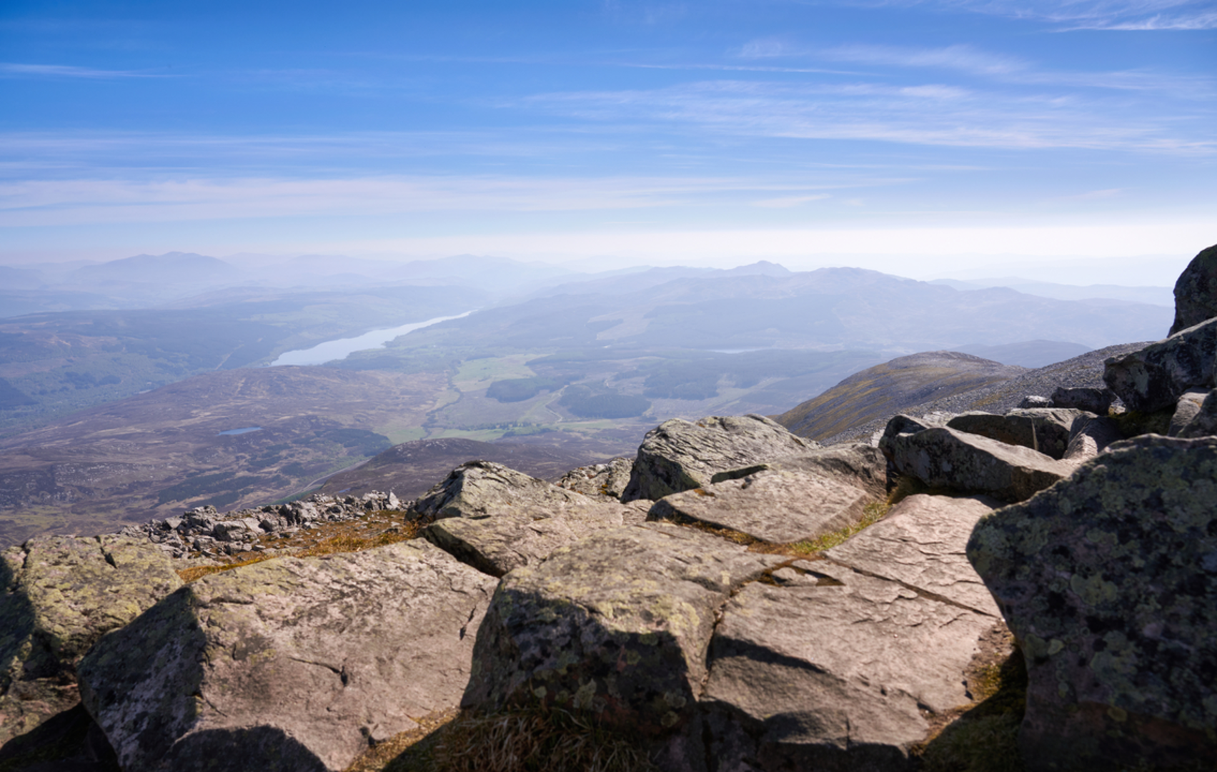 An image depicting the trail Meall Tairneachan and its surrounding area.