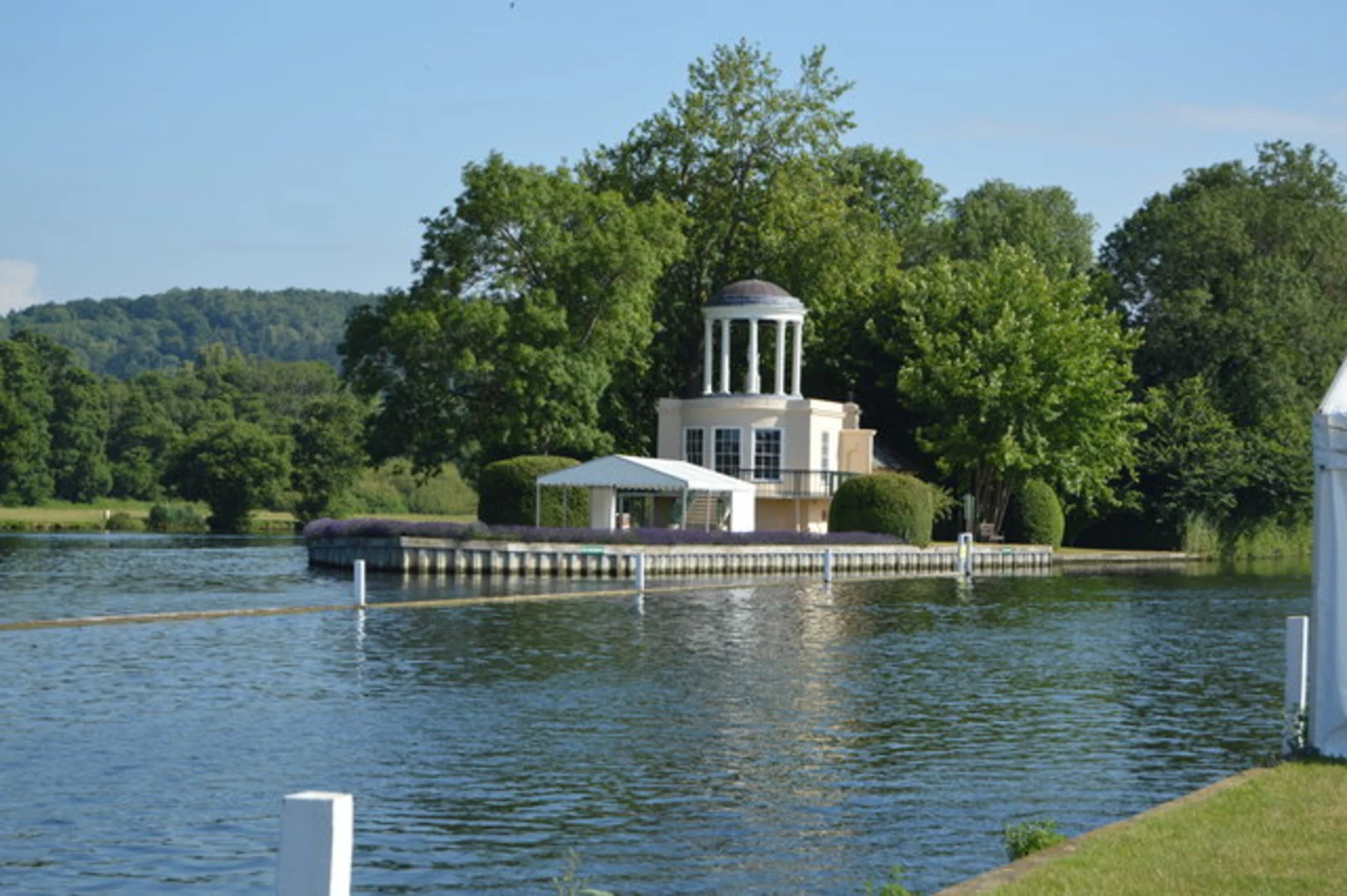 An image depicting the trail River Thames and Henley Reach viaThames Path and its surrounding area.