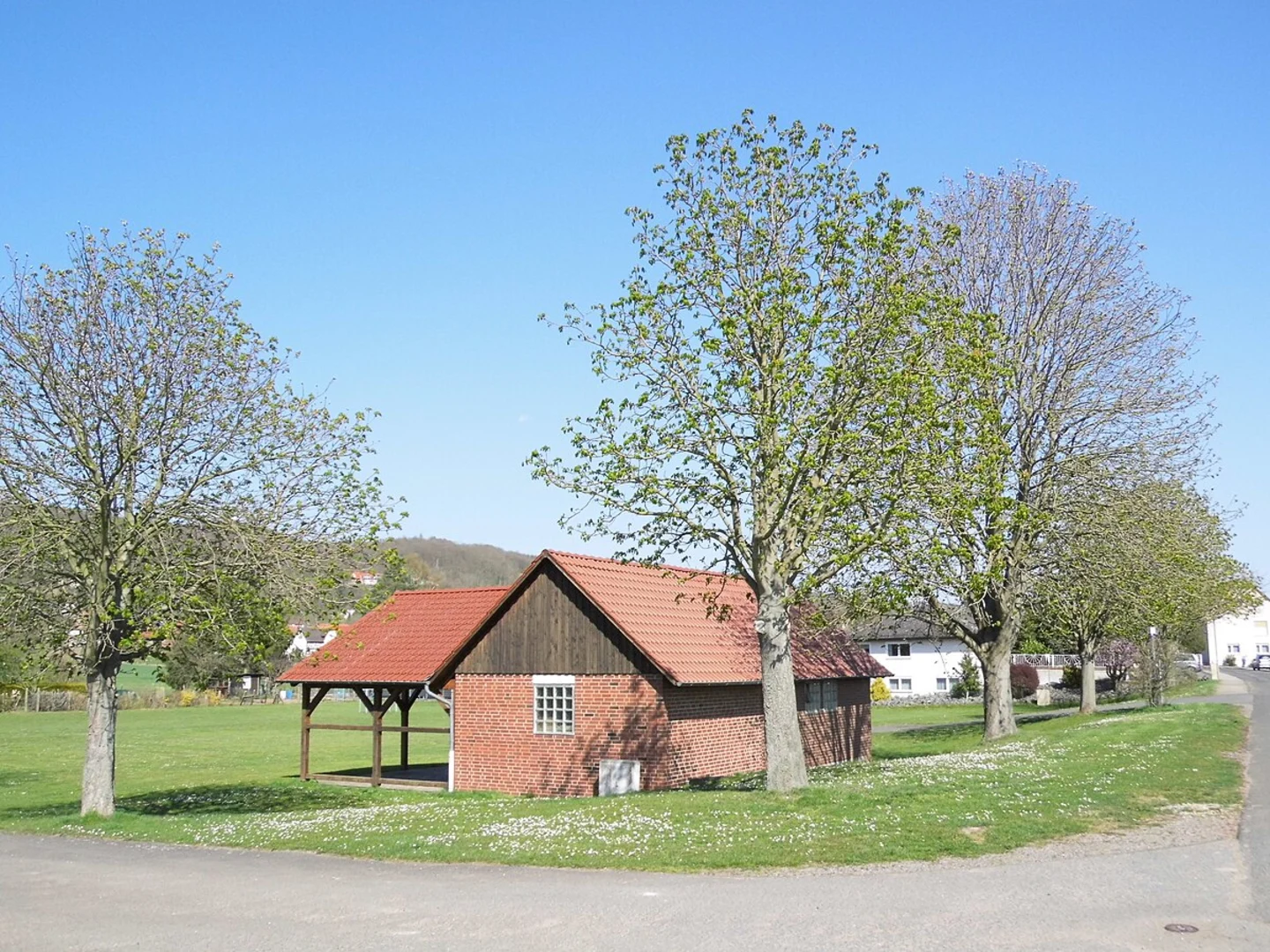 An image depicting the trail Festplatz and Rosengarten Loop and its surrounding area.