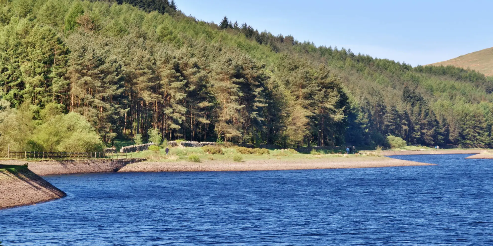 An image depicting the trail Turton and Entwistle and Wayoh Resrs from Jumbles and its surrounding area.
