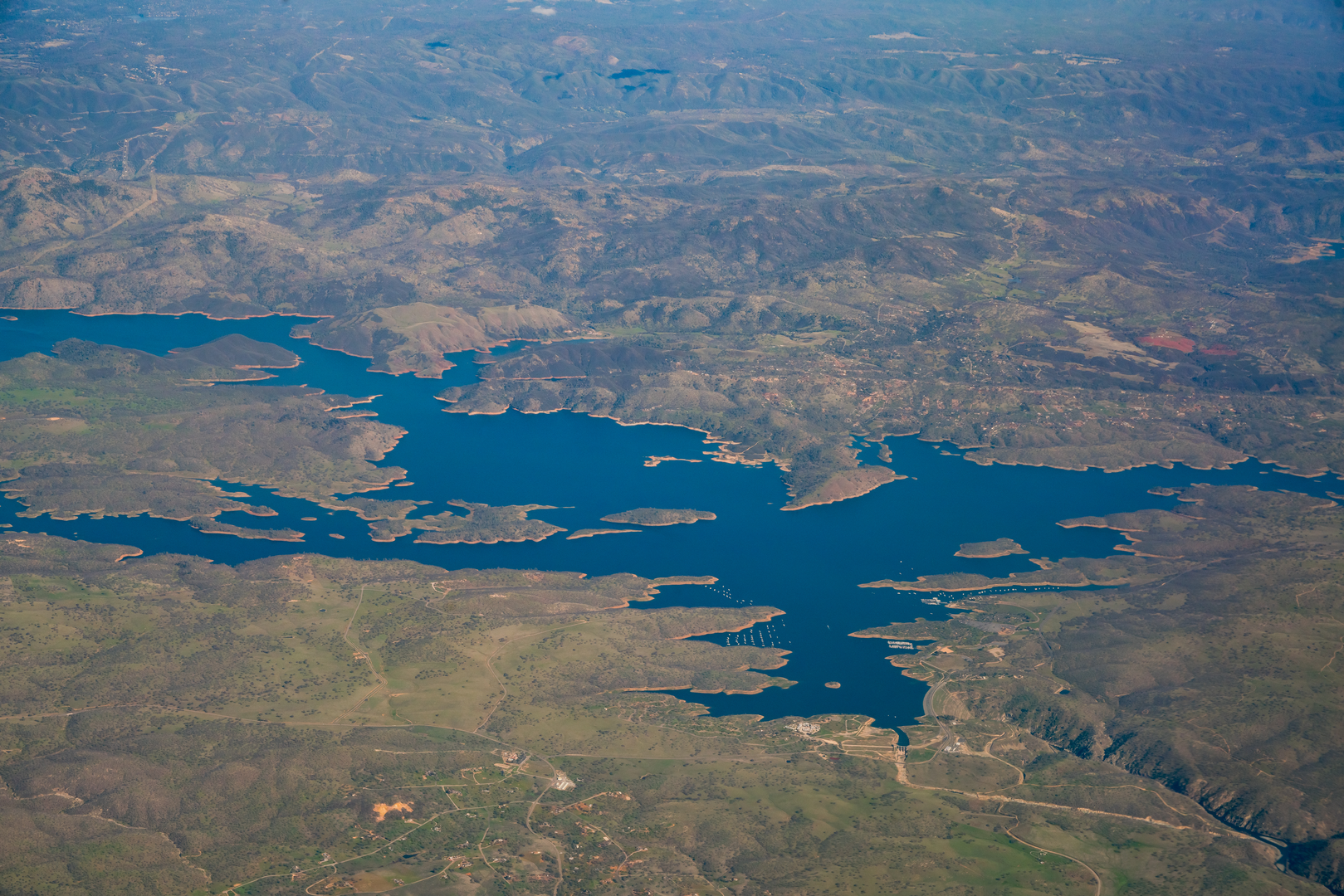 An image depicting the trail Don Pedro Reservoir Northern Shore Walk and its surrounding area.