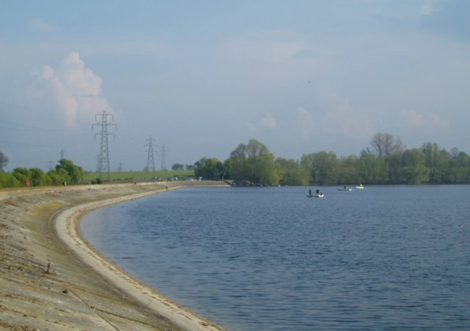 An image depicting the trail Peninsula Wood Walk - Hanningfield Reservoir and its surrounding area.