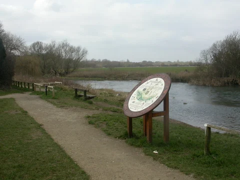 An image depicting the trail Stour Valley Local Nature Reserve and Stour Valley Arboretum Walk and its surrounding area.