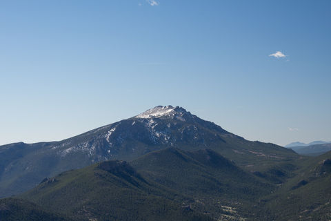 An image depicting the trail Twin Sisters Peak Trail and its surrounding area.
