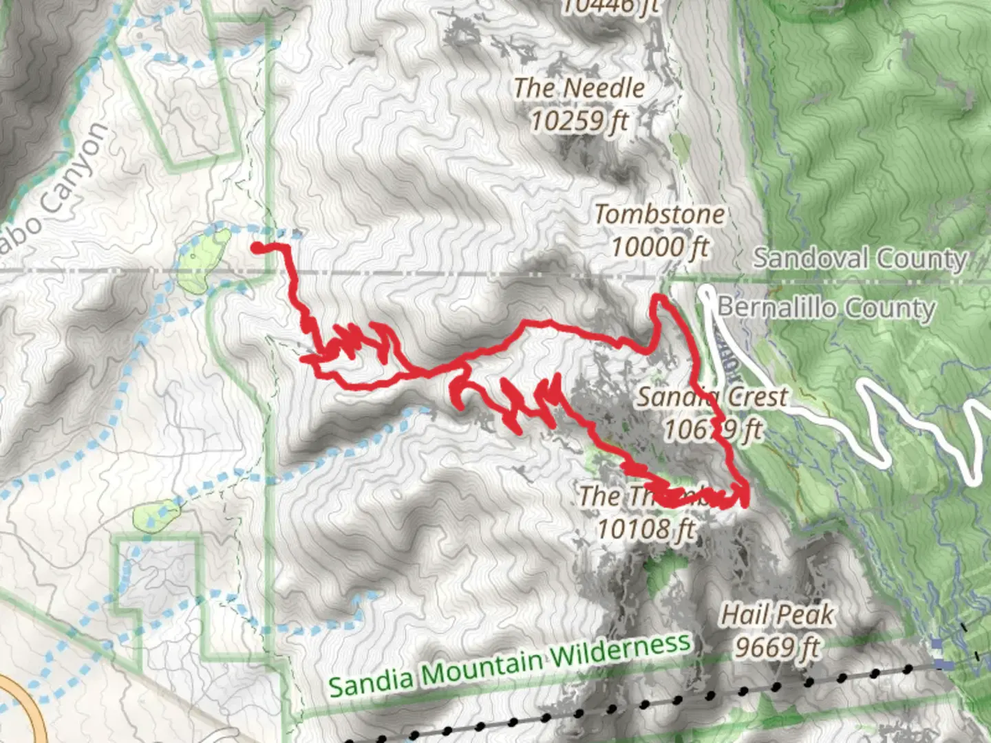 An image depicting the trail La Luz and Crest House Spur Loop Trail and its surrounding area.